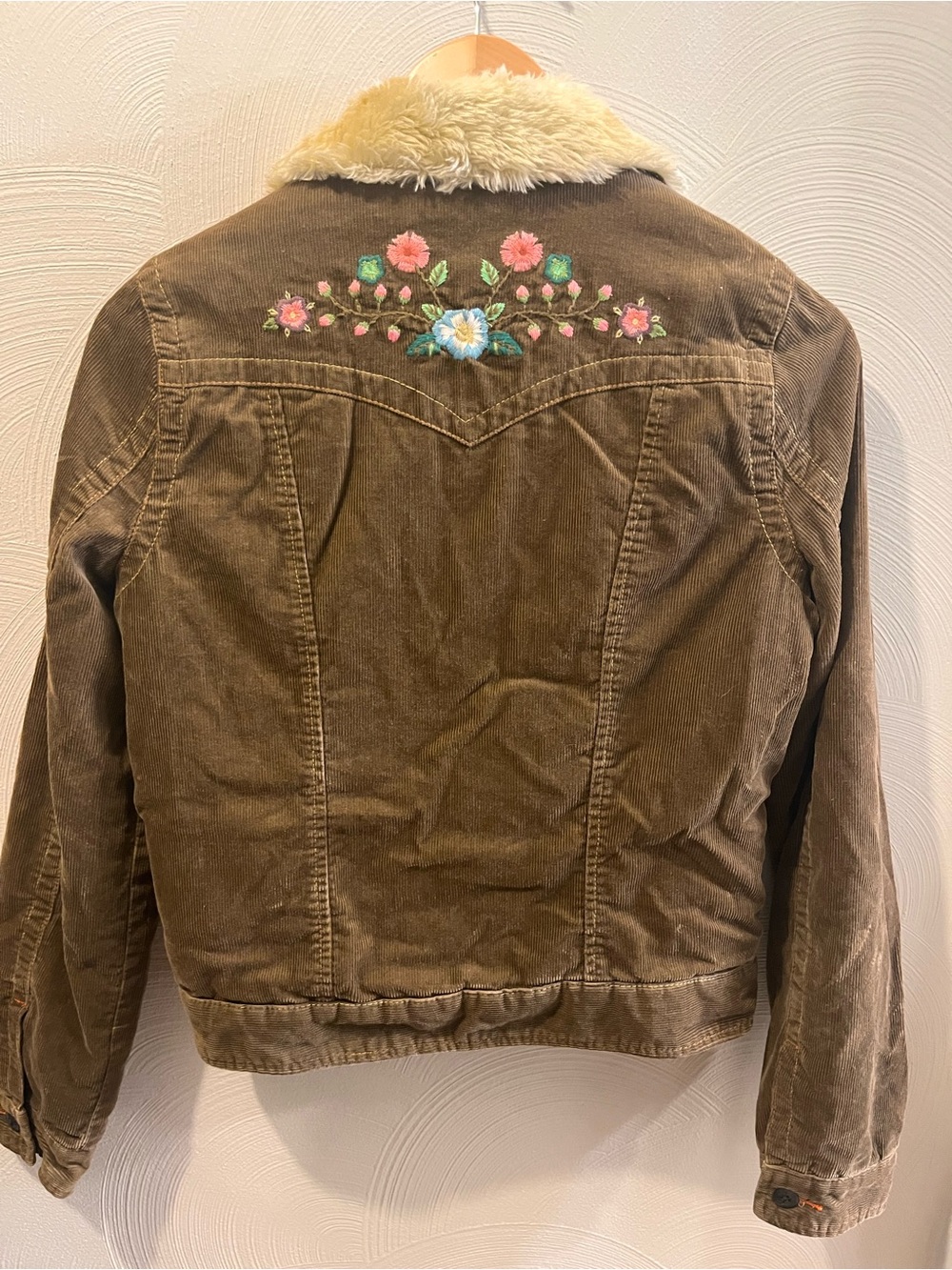Roxy Corduroy Jacket with Faux Fur Collar and Floral Embroidery juniors size M